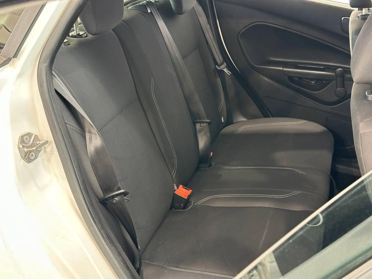 Ford Fiesta 1.0 80CV 5 porte Titanium