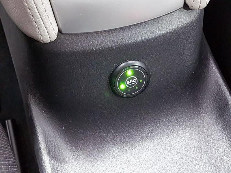 Nissan Micra 5 Porte 0.9 IG-T Max Premium Pack 5 Porte 0.9 IG-T Max premium GPL
