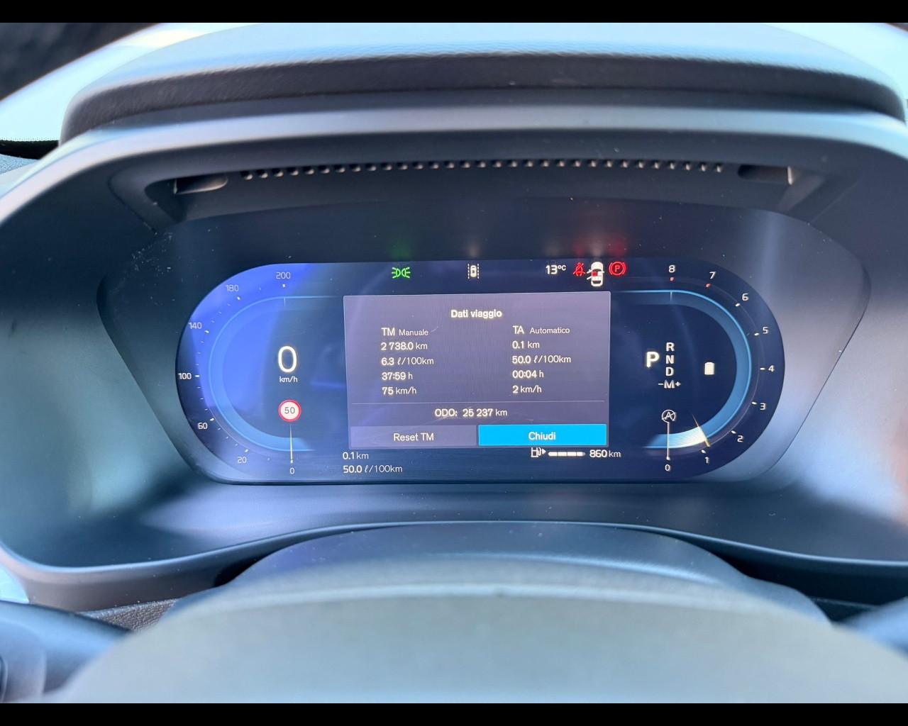 VOLVO XC40 B3 CORE AUTO
