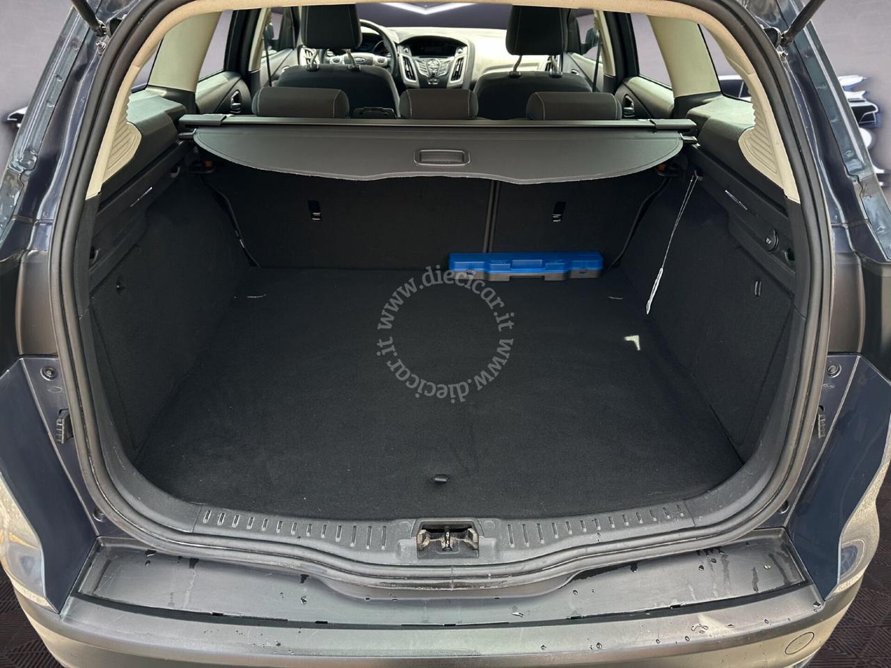 Ford Focus 1.6 TDCi 115 CV SW TAGLIANDI DISTRIBUZIONE GOMME FATTI