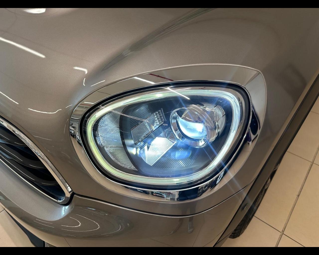 MINI Mini Countrym.(F60) - Mini 2.0 Cooper D Hype Countryman