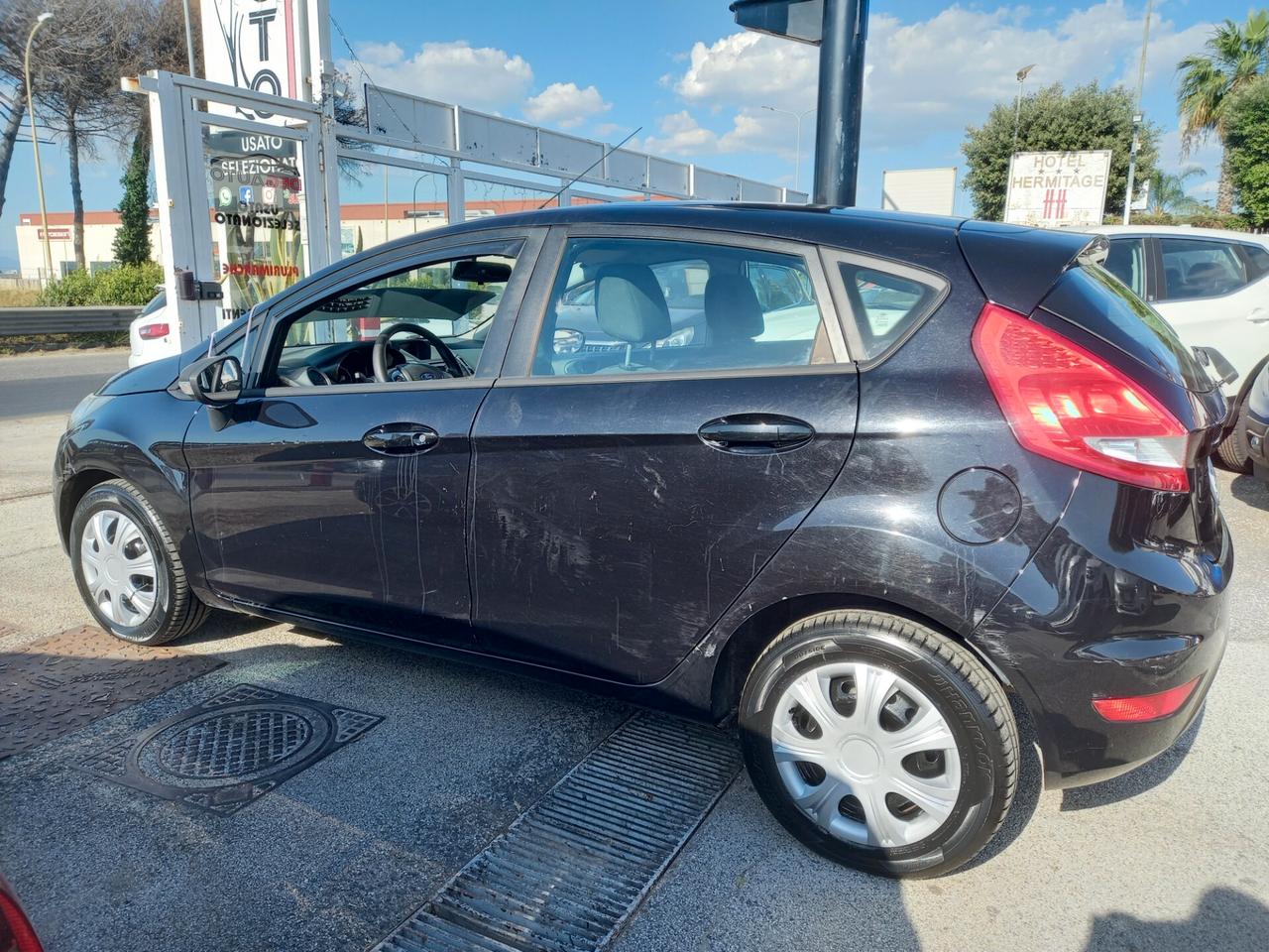 Ford Fiesta 1.2 Gpl Titanium 5 porte
