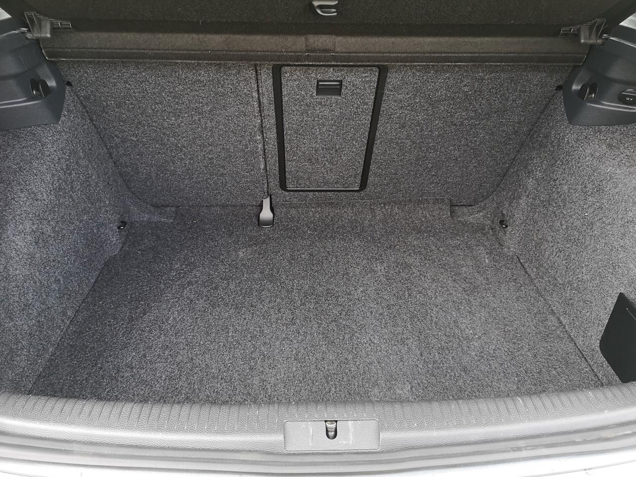 Volkswagen Golf 1.6 TDI DPF 5p. Highline