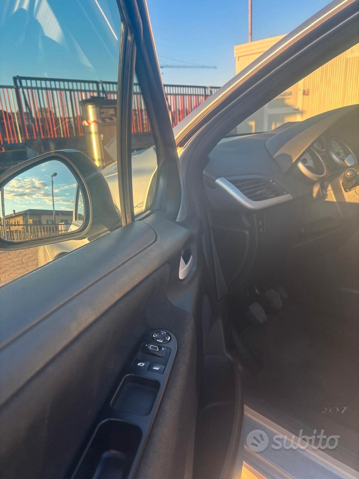 Peugeot 207 1.4 88CV 5p. XS