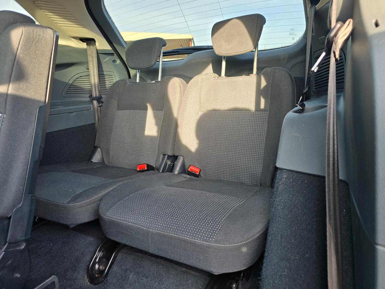 Ford C-Max 1.6 TDCi 115CV Titanium 7 POSTI