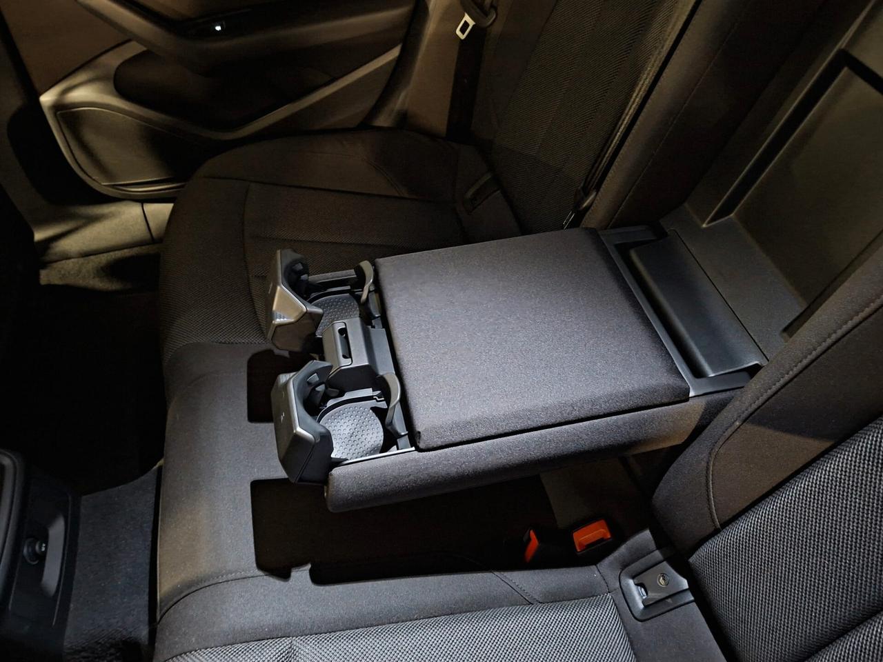 Audi A4 40 2.0 TFSI mhev Business Quattro Avant Stronic