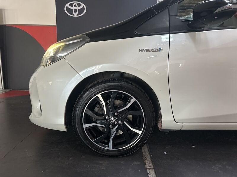 Toyota Yaris 1.5 Hybrid 5 porte Trend "Platinum Edition"