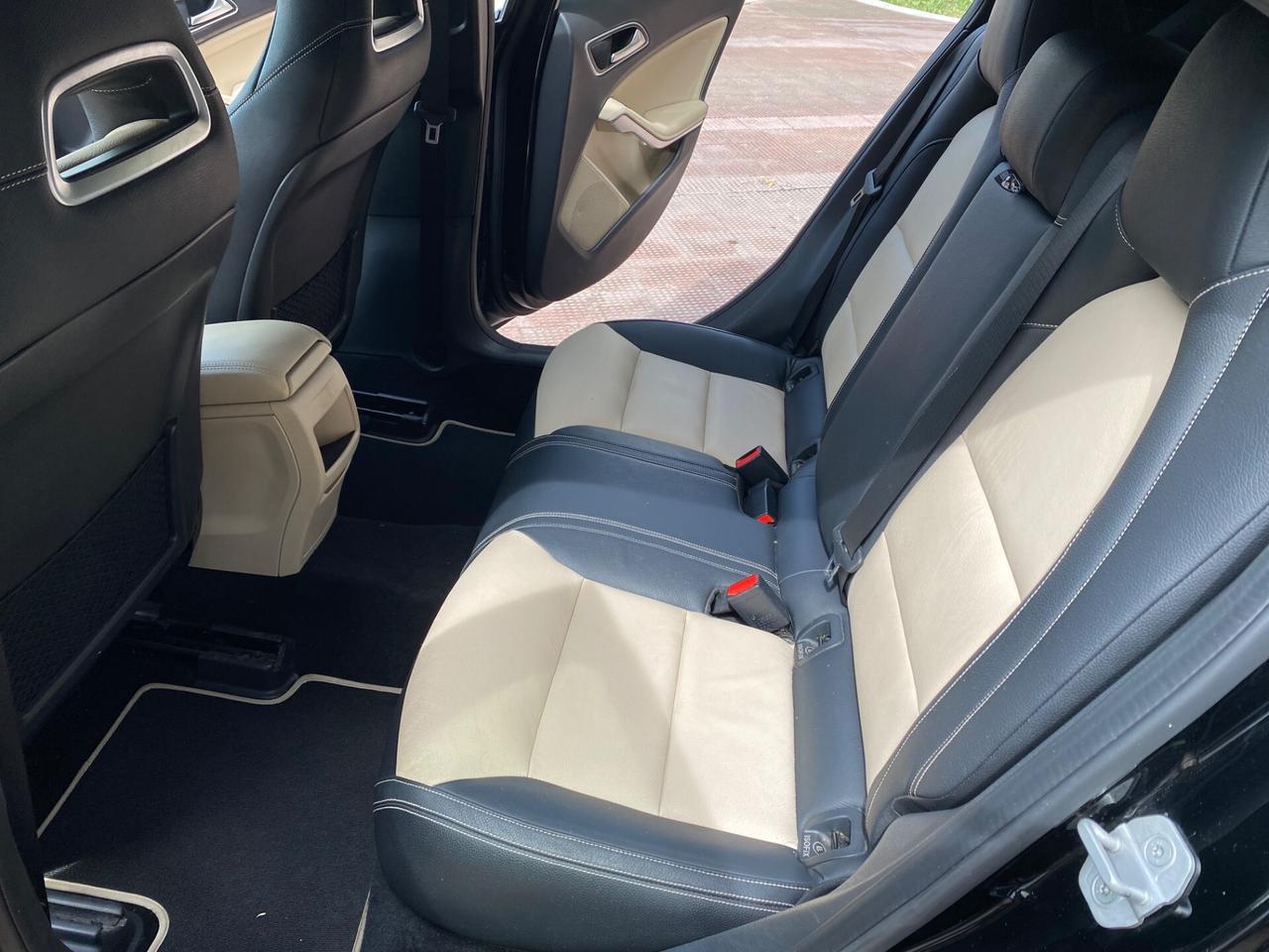 Mercedes-benz CLA 220 d Automatic Sport