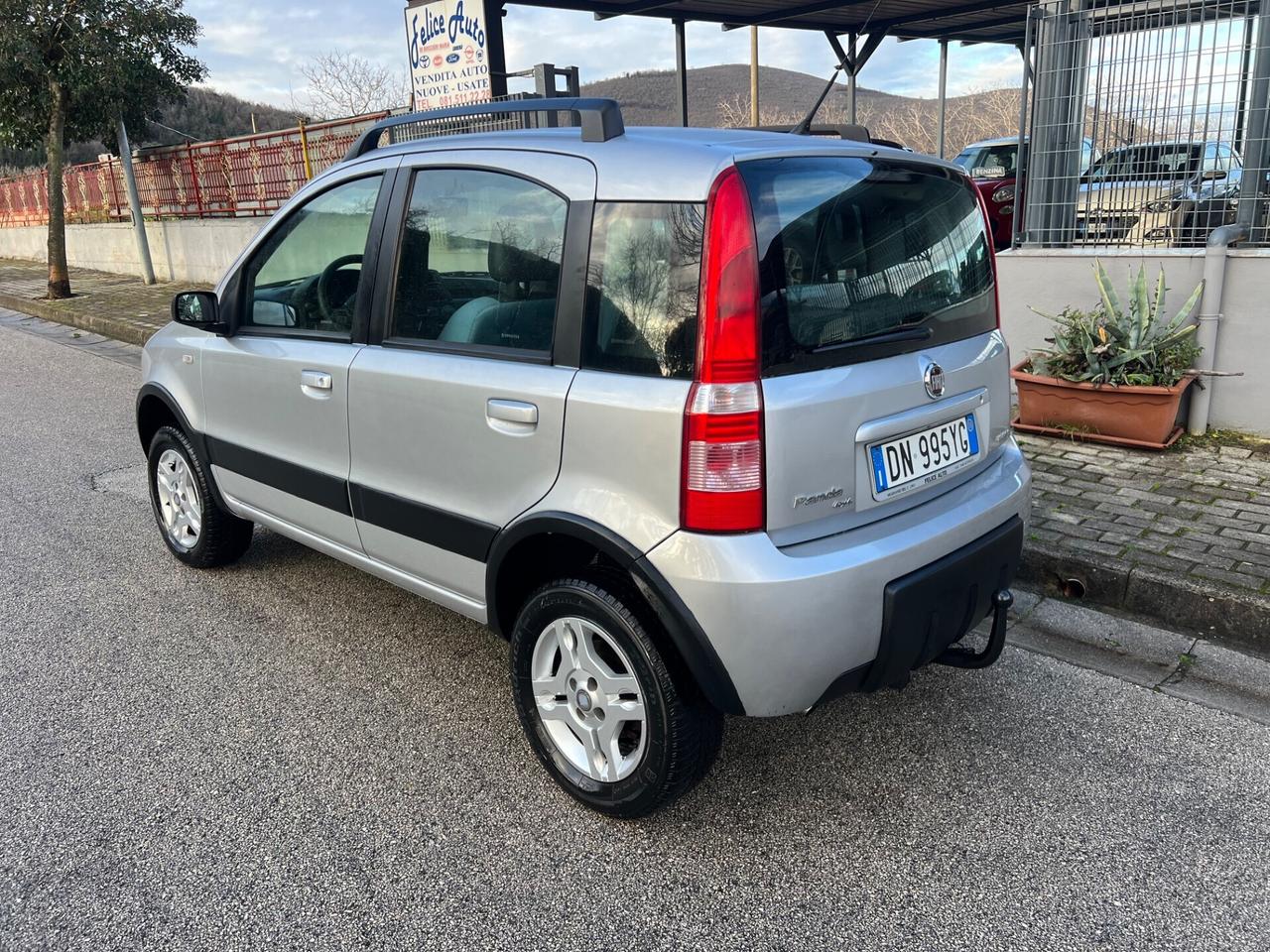 Fiat Panda 4x4 1.3 Multijet 75cv Gancio traino
