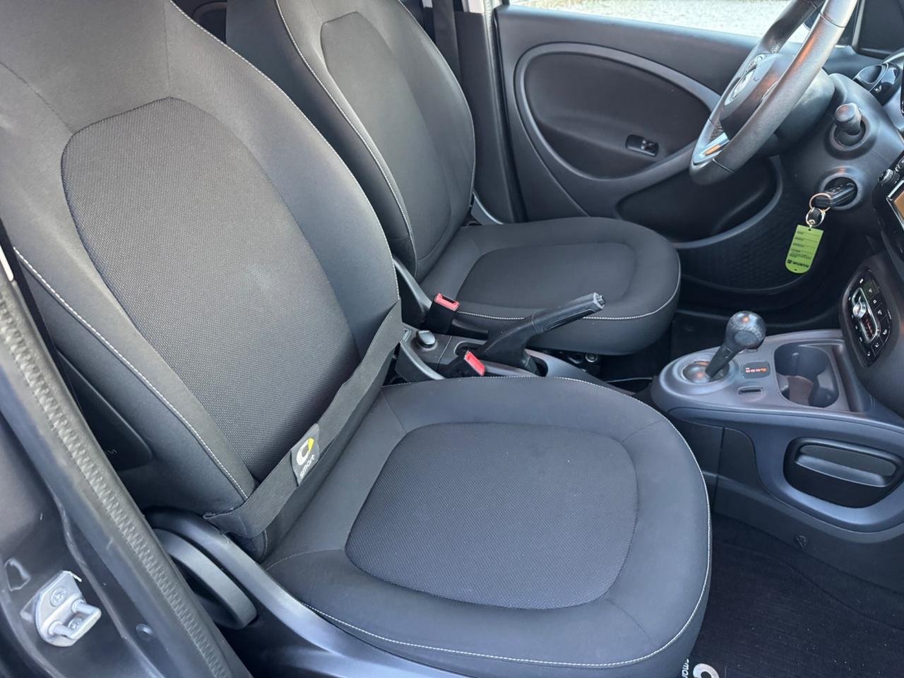 Smart ForFour 70 1.0 twinamic Nightsilver