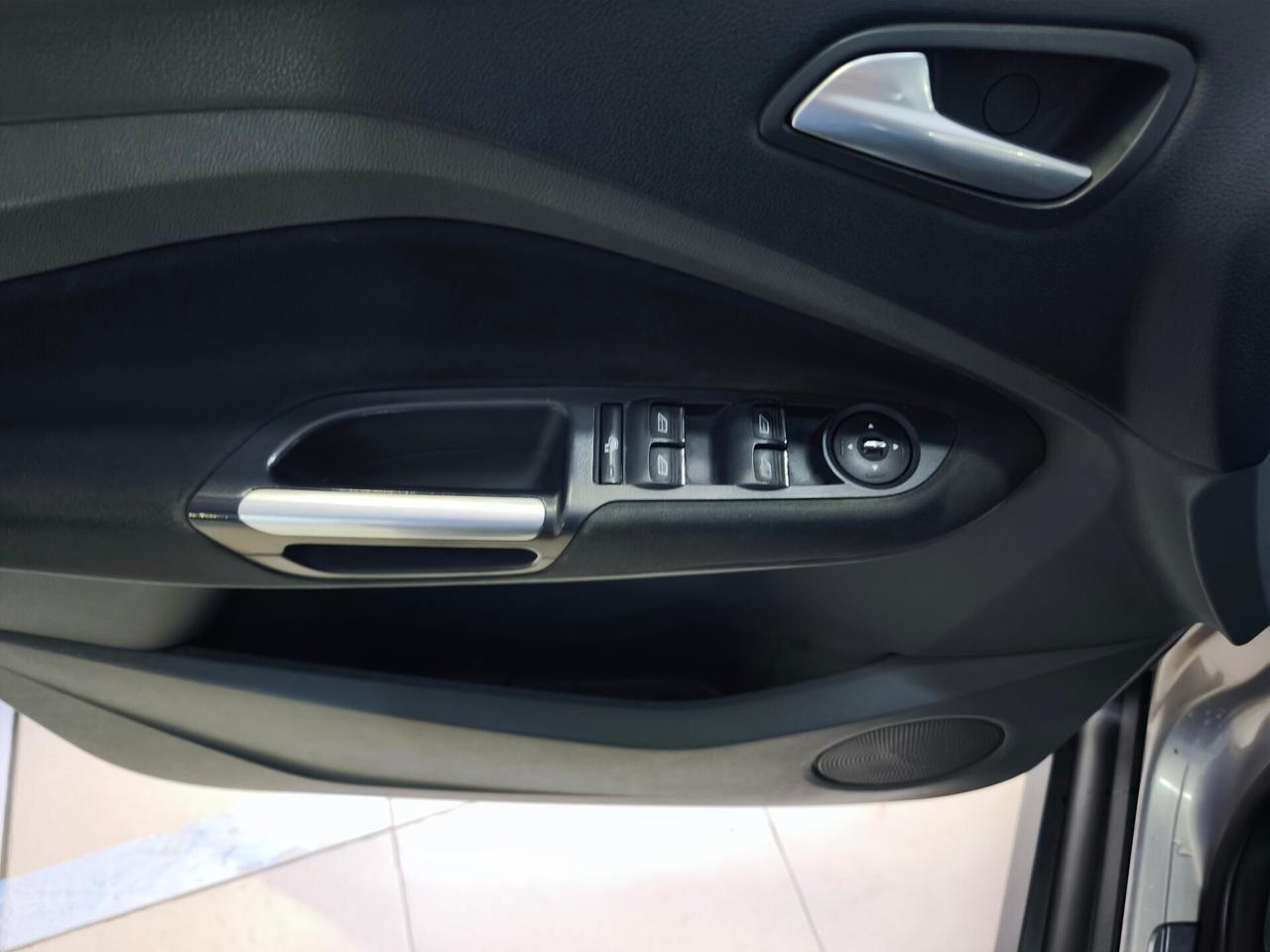 Ford C-Max 7 1.6 TDCi 115CV Titanium 7 posti