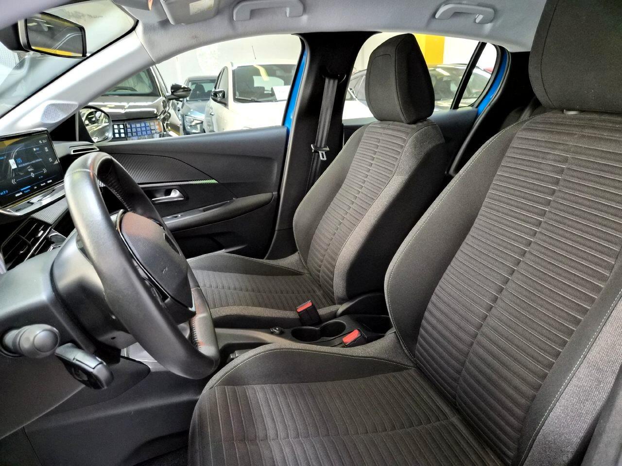 Peugeot 208 1.2 Allure - 2024