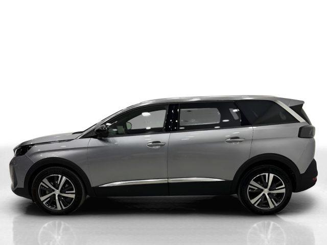 PEUGEOT 5008 Hybrid 136 e-DCS 6 Allure Pack City2 Drive Assist