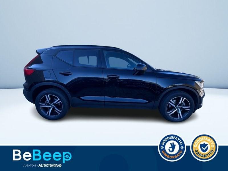 Volvo XC40 2.0 B4 R-DESIGN AWD AUTO MY21