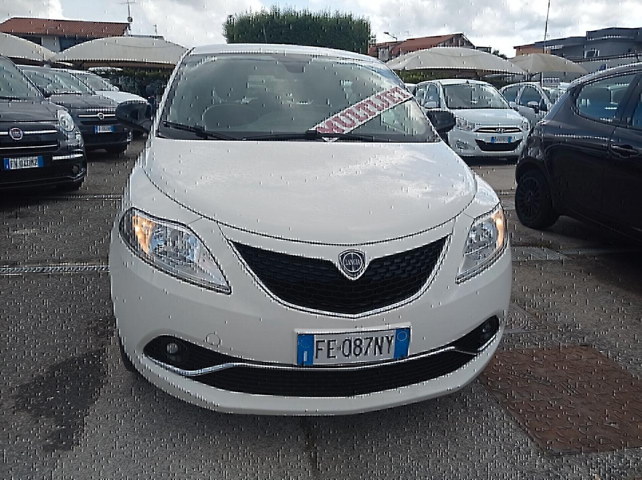 Lancia Ypsilon 1.3 MJT 95 CV 5 porte S&S Gold