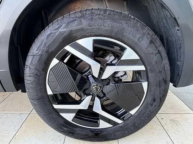 Peugeot 2008 Hybrid 136 e-DCS6 Allure