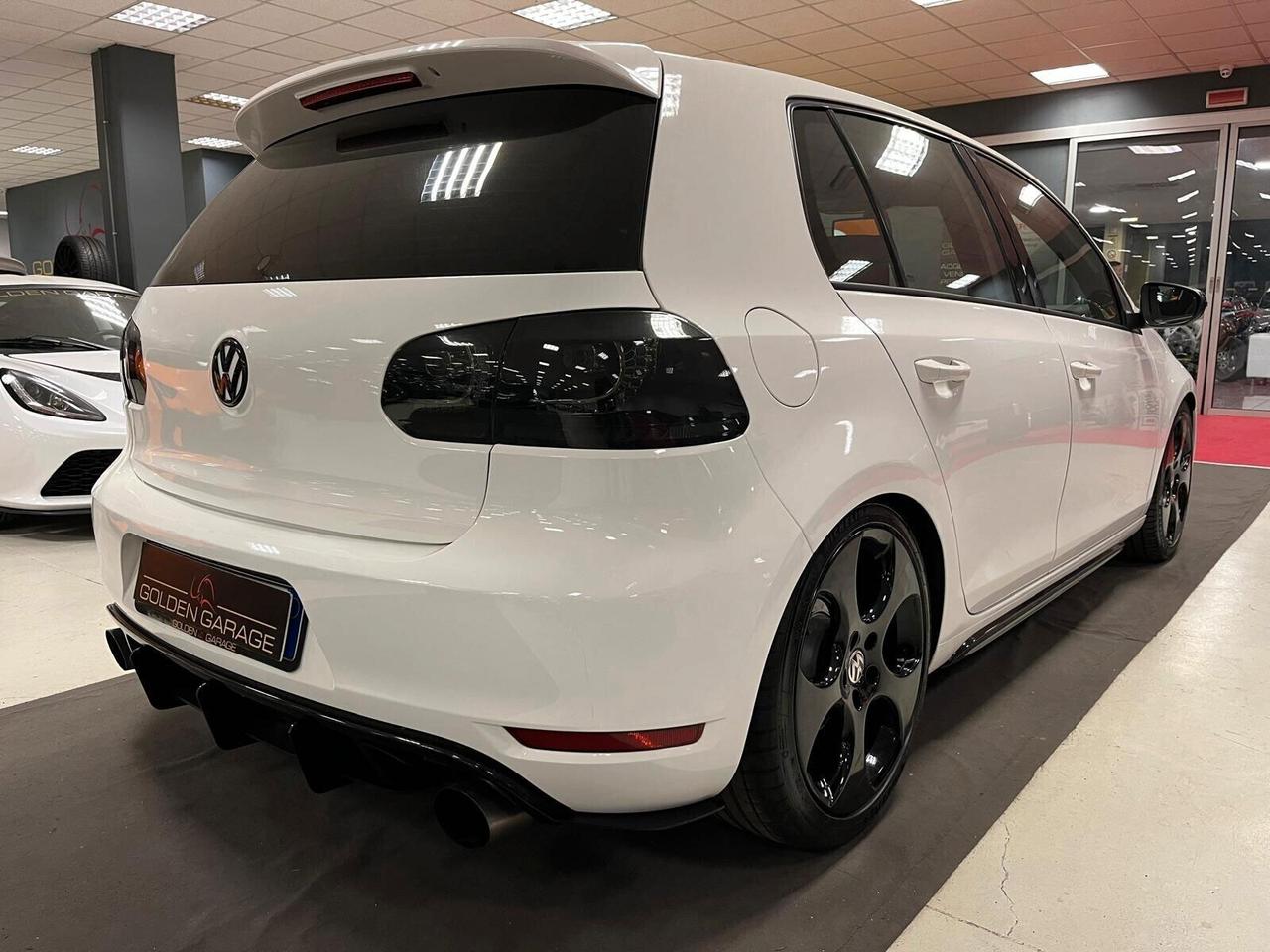 Volkswagen Golf GTI 2.0 TSI 5p.
