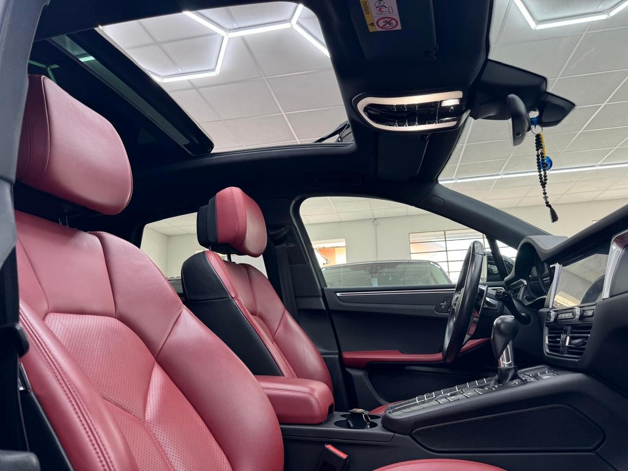 Porsche Macan 2.0 245cv - BENZINA