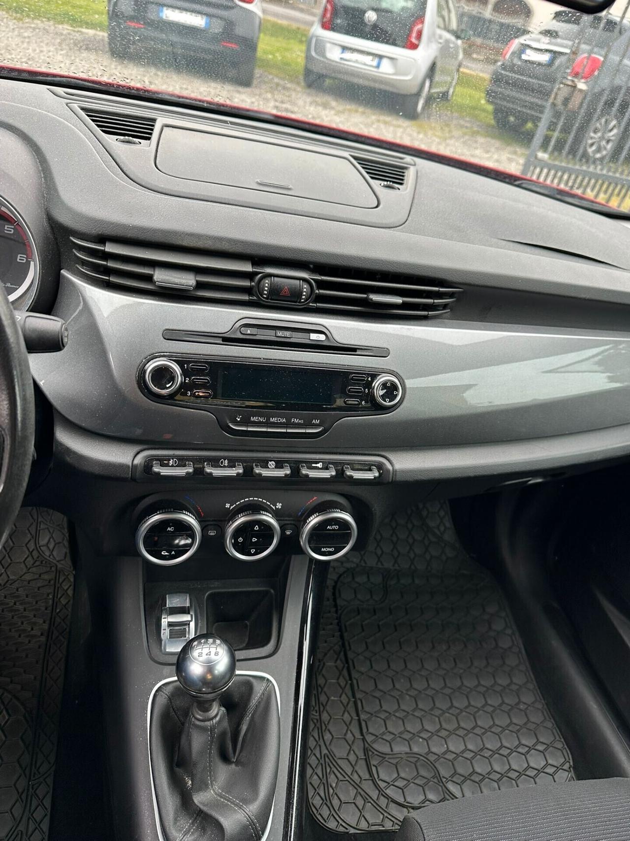 Alfa Romeo Giulietta 1.6 JTDm-2 105 CV Exclusive