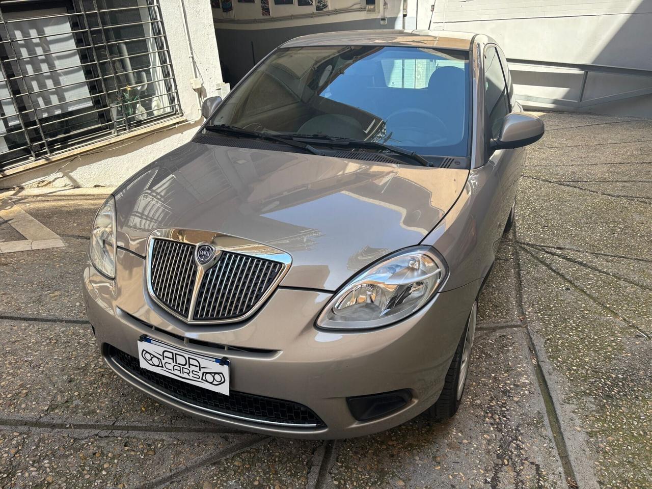 Lancia Ypsilon 1.2 - 19.000 KM ORIGINALI