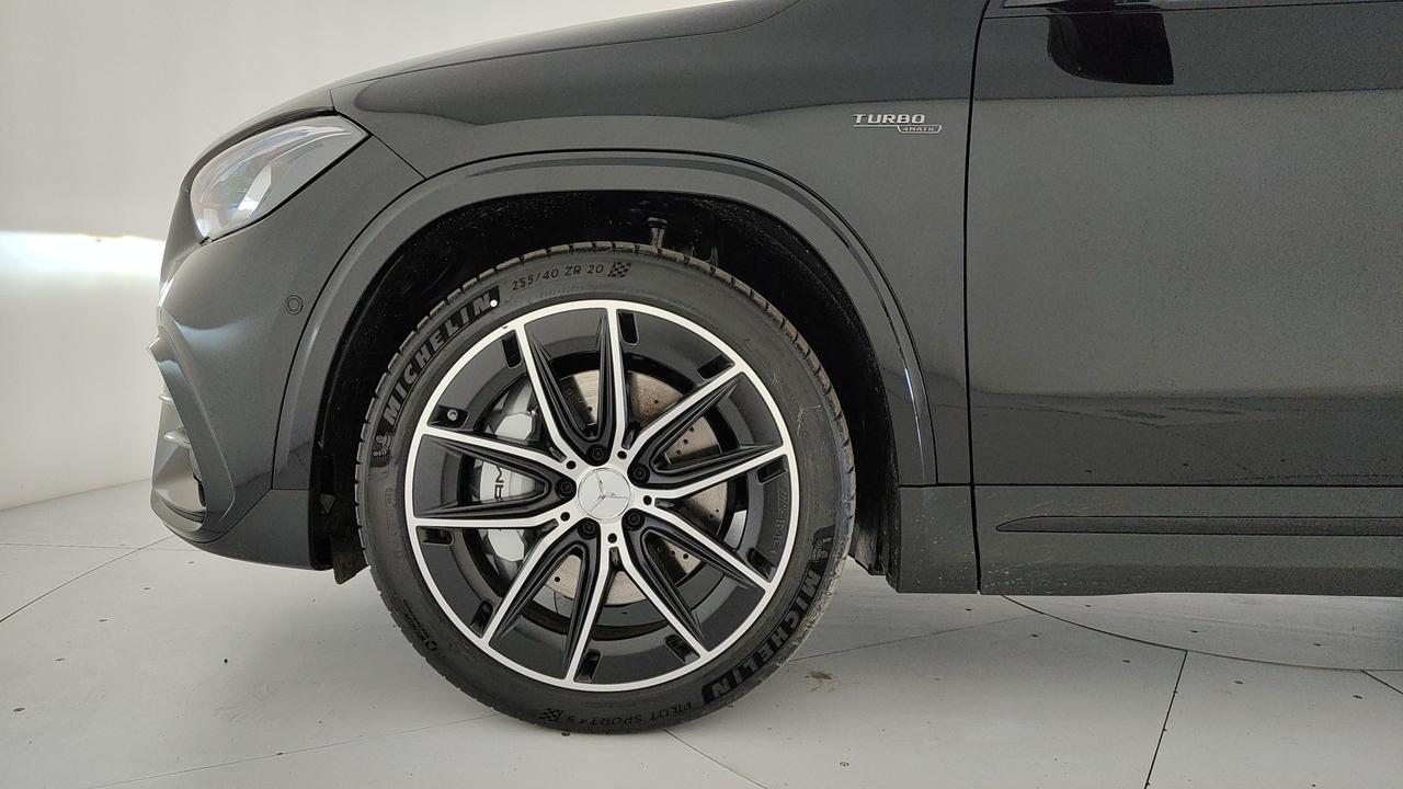 Mercedes-Benz Mercedes-AMG GLA 35 4MATIC