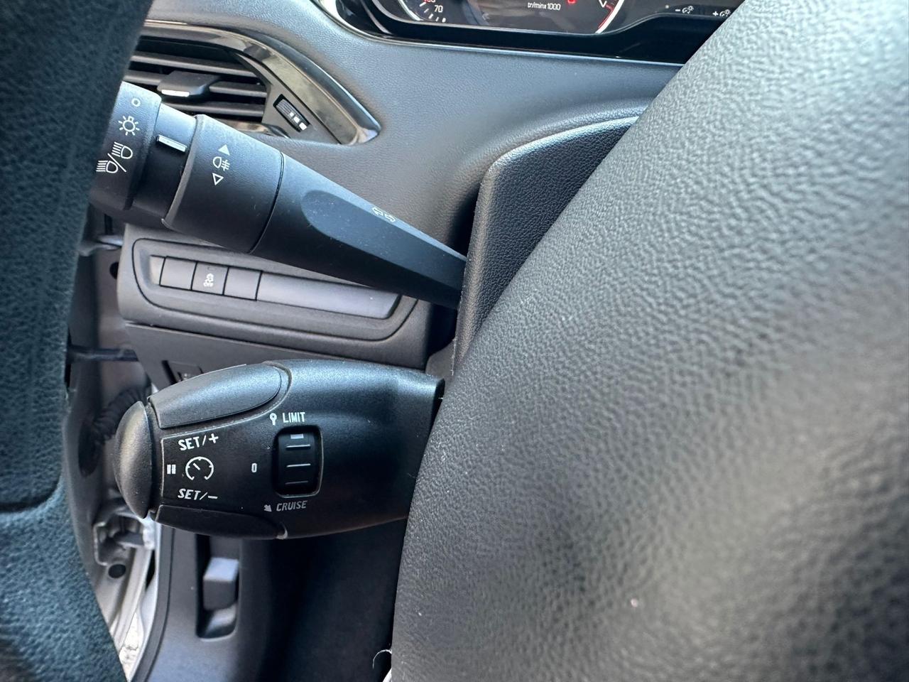 Peugeot 208 PureTech 68 5 porte Active Metano