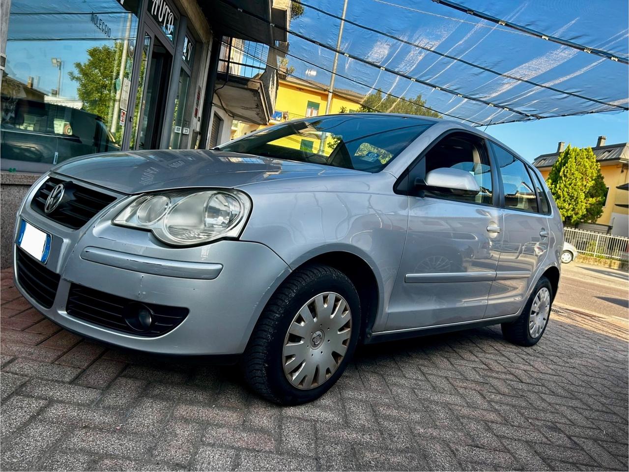 Volkswagen Polo 1.2/64CV 12V 5p. Comfortline