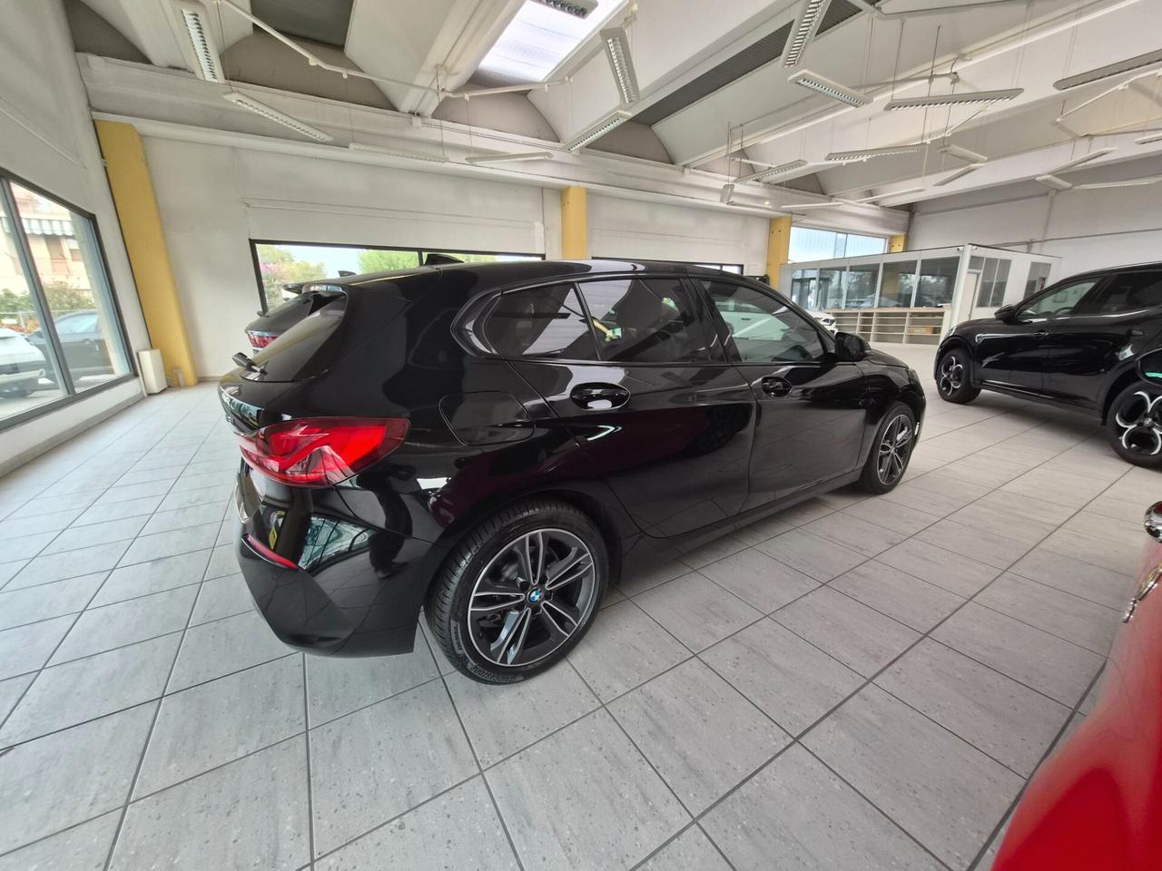 Bmw 118 118i 5p. Sport