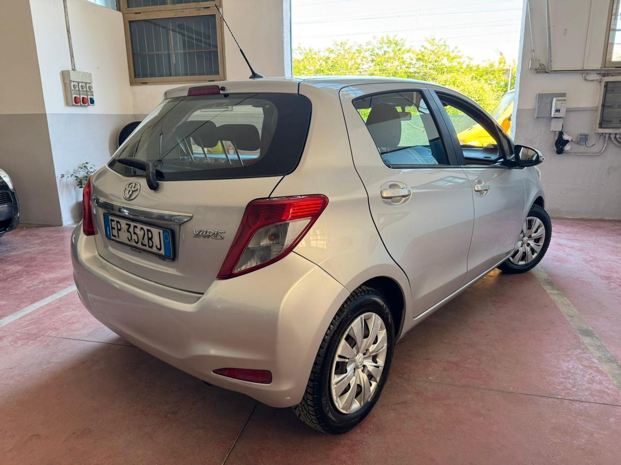 Toyota Yaris 1.0 5 porte Per Neopatentati