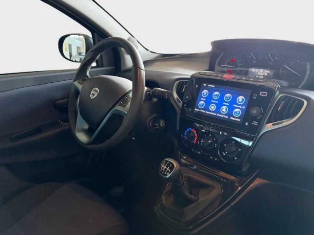 LANCIA Ypsilon 3ª serie - 1.0 FireFly 5 porte S&S Hybrid Go