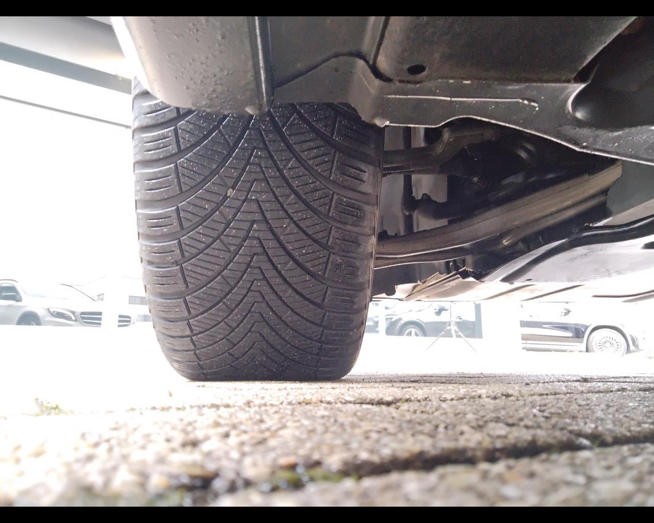 Mercedes-Benz GLA-X156 2014 - GLA 220 d (cdi) Sport 4matic 170cv auto