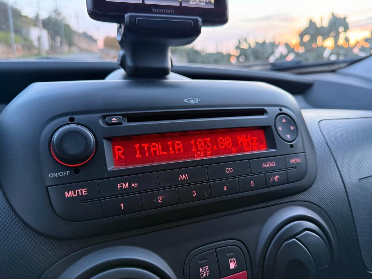 Fiat QUBO/1.4 77 CV/5 POSTI/METANO VALIDO 2028