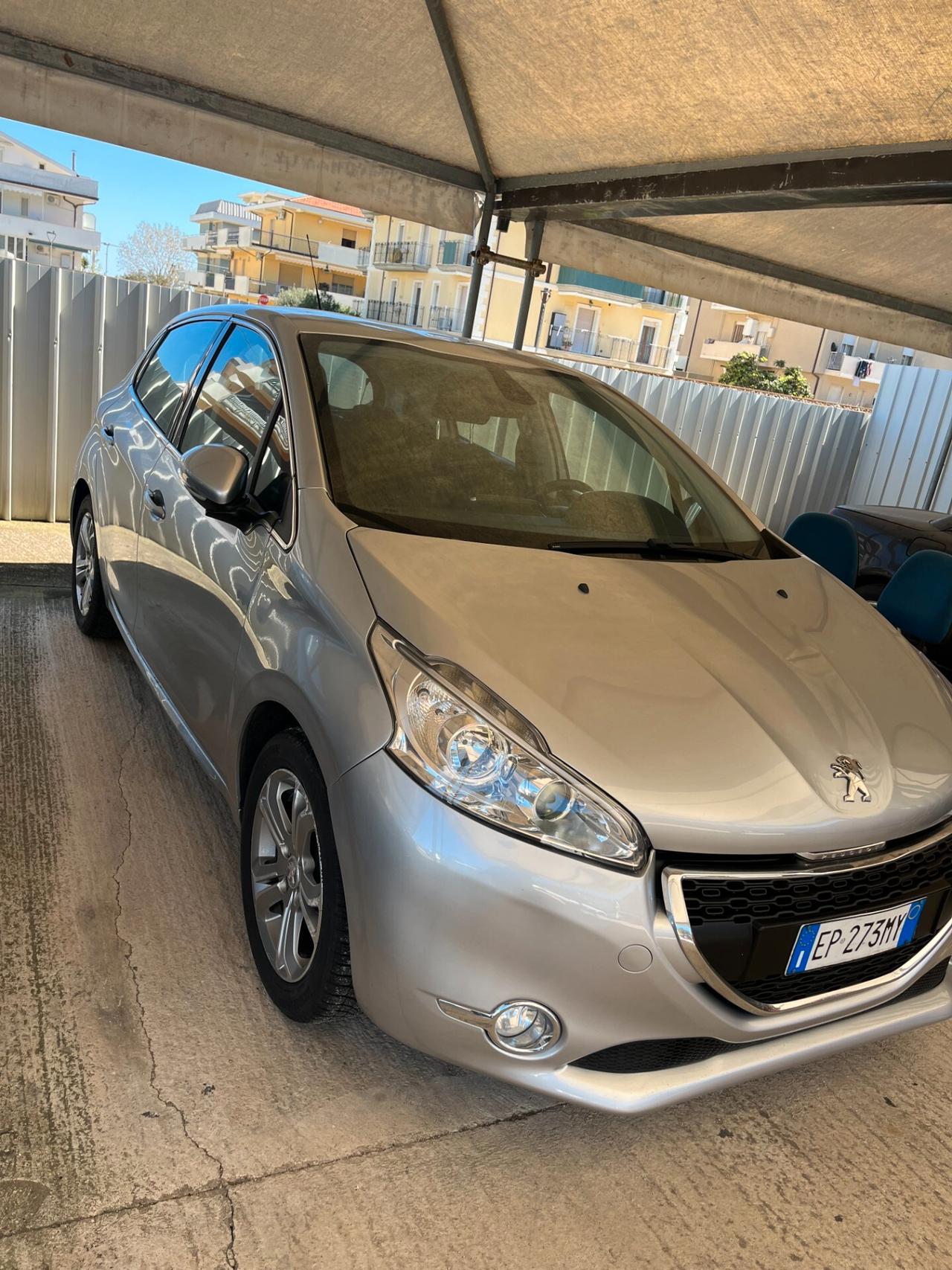 Peugeot 208 1.2 VTi 82 CV 5 porte Access