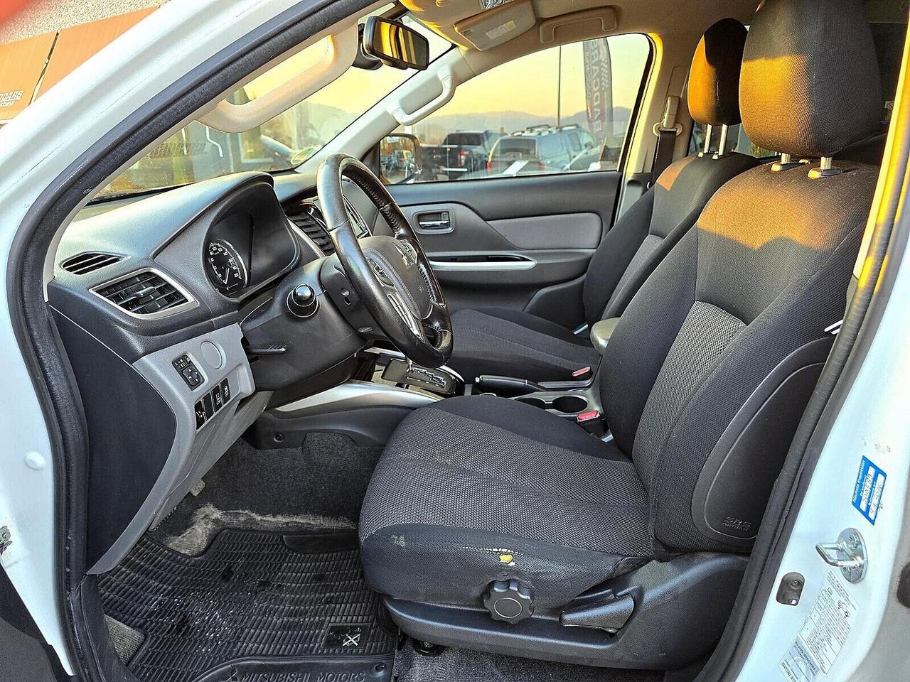 Mitsubishi L200 2.4 DI-D/181CV Intense