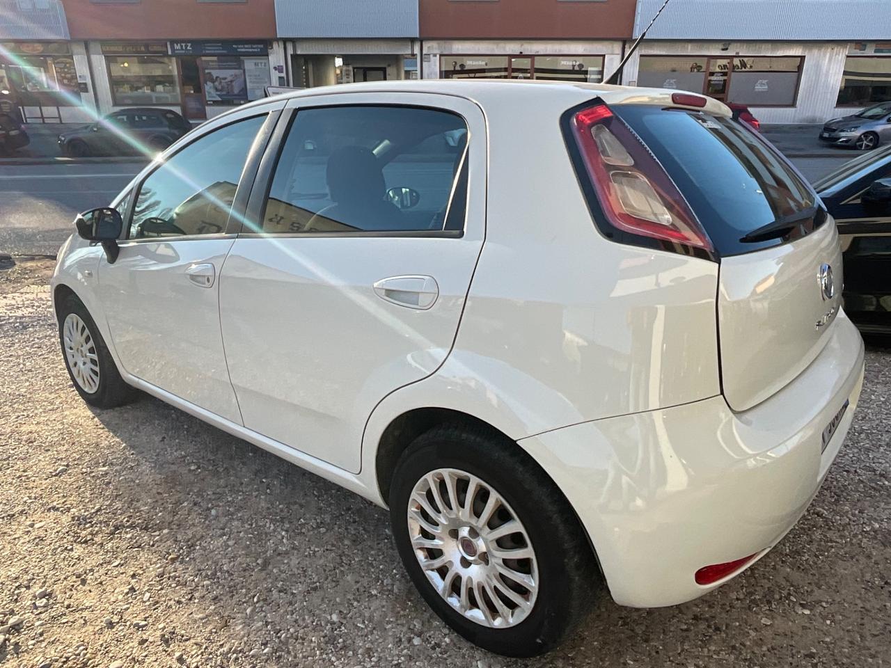 Fiat Punto 1.3 MJT II 75 CV 5 porte Street