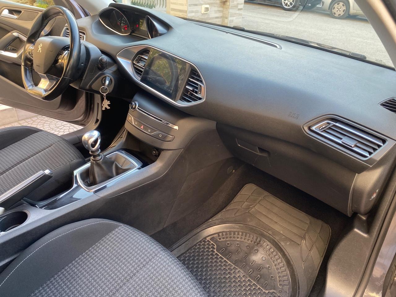 Peugeot 308 BlueHDi 130 S&S SW Active