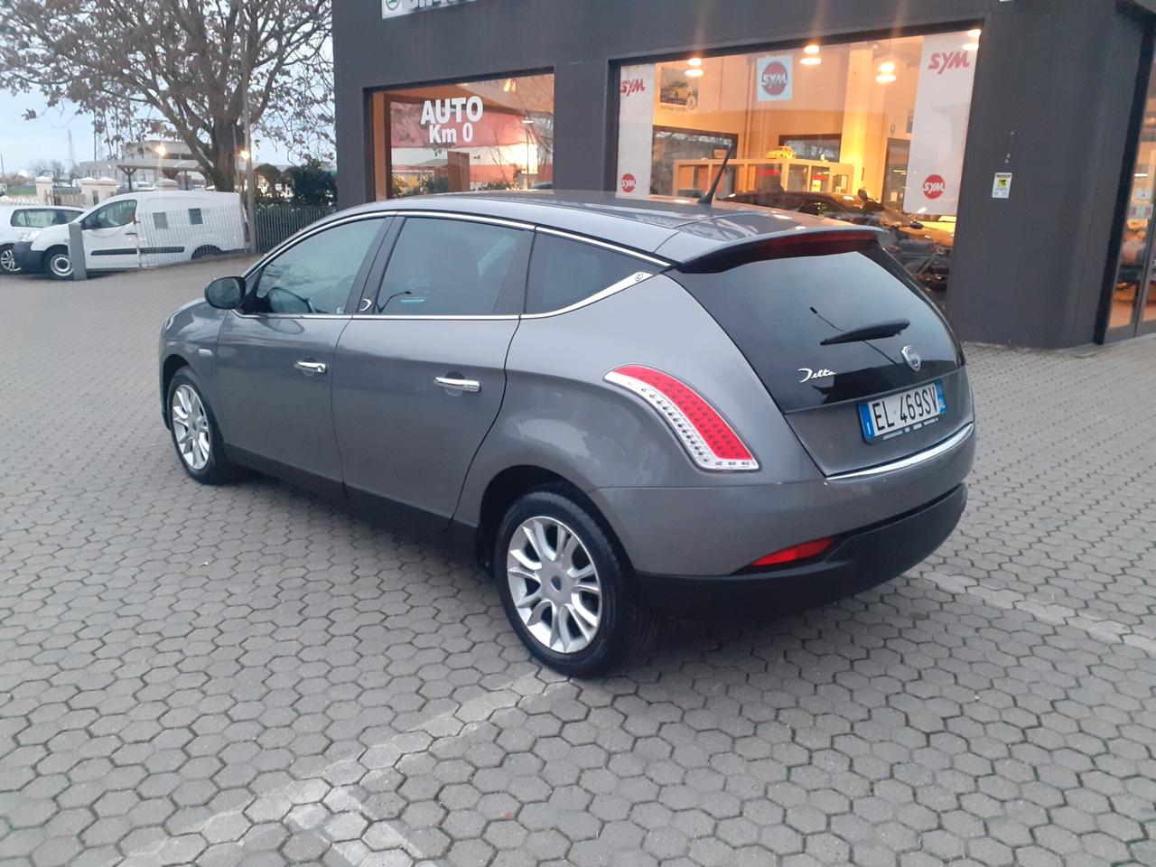 Lancia Delta 2.0 MJT DPF Platinum KM. 49.000