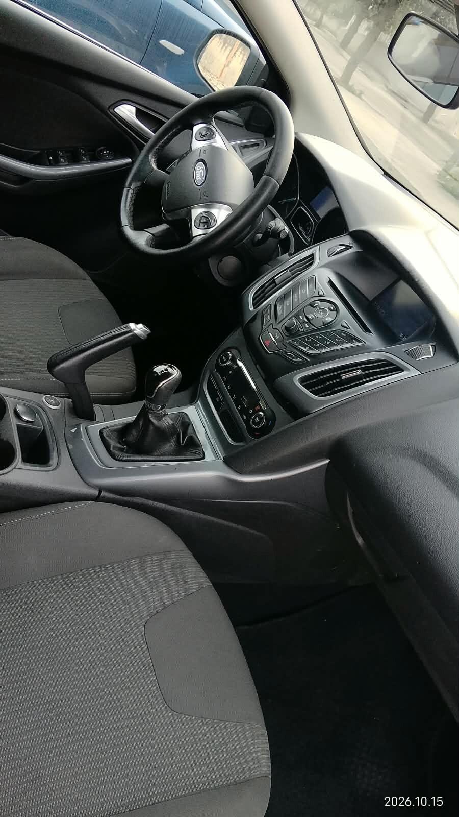 Ford Focus 1.6 120 CV GPL SW Titanium