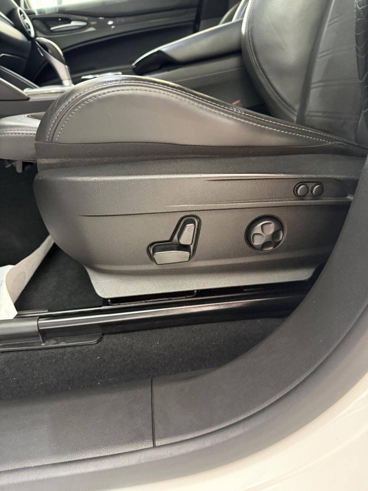 Alfa Romeo Stelvio 2.9 Bi-Turbo V6 510 CV AT8 Quadrifoglio