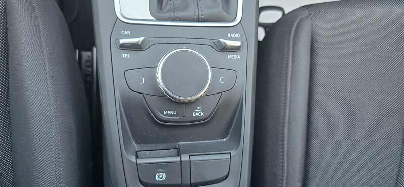 Audi Q2 35 TDI S tronic Business Advanced