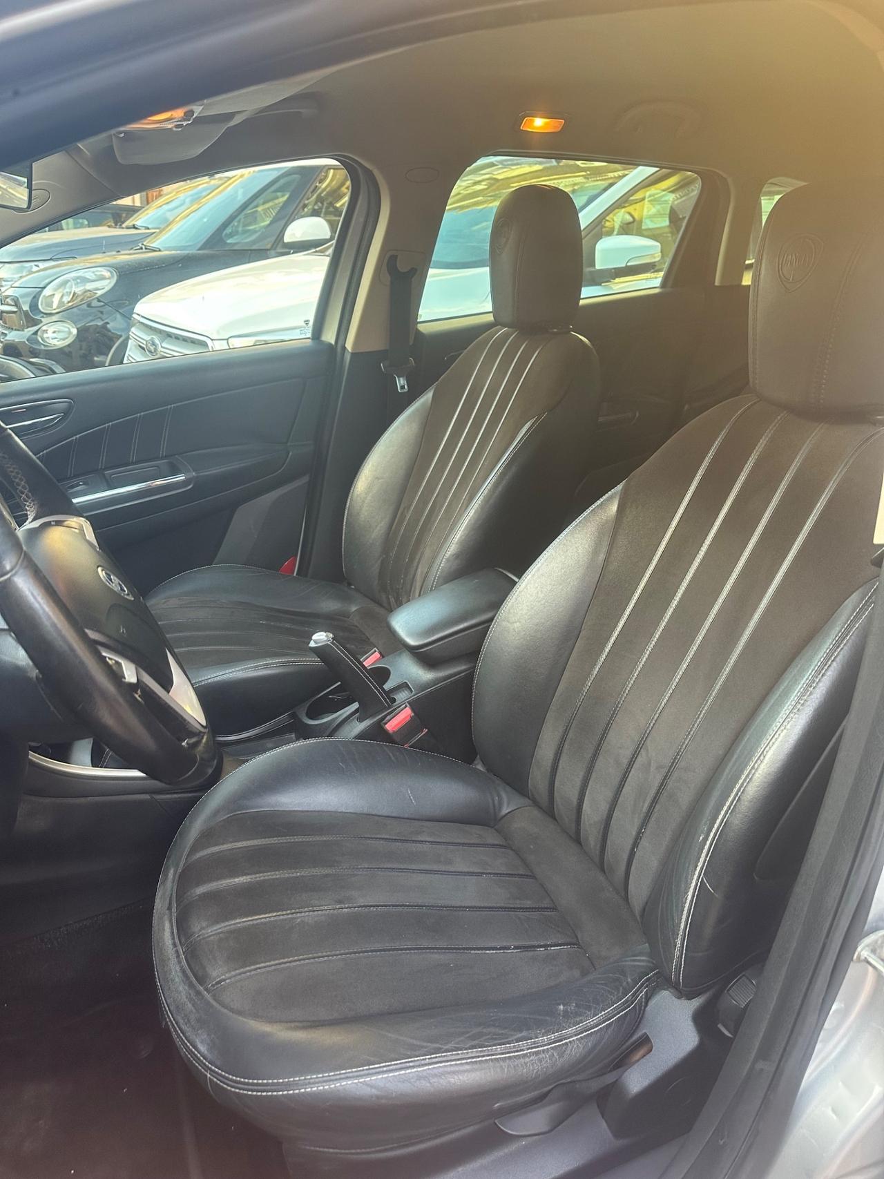 Lancia Delta 1.6 MJT DPF Argento