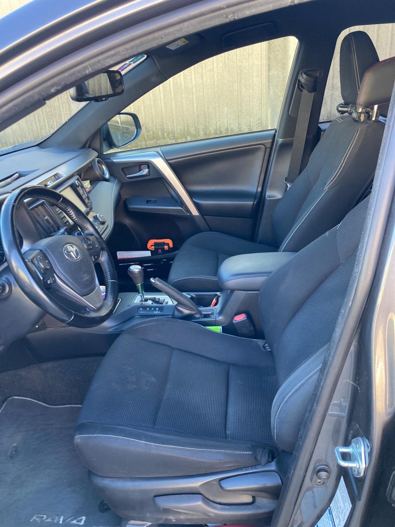 Toyota RAV 4 RAV4 2.5 Hybrid 2WD Lounge