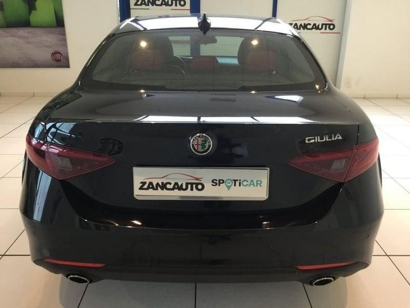 Alfa Romeo Giulia 2.2 Turbo MT6 180CV Super