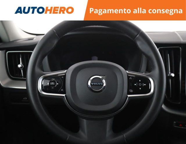 VOLVO XC60 B4 (d) AWD automatico Plus Dark