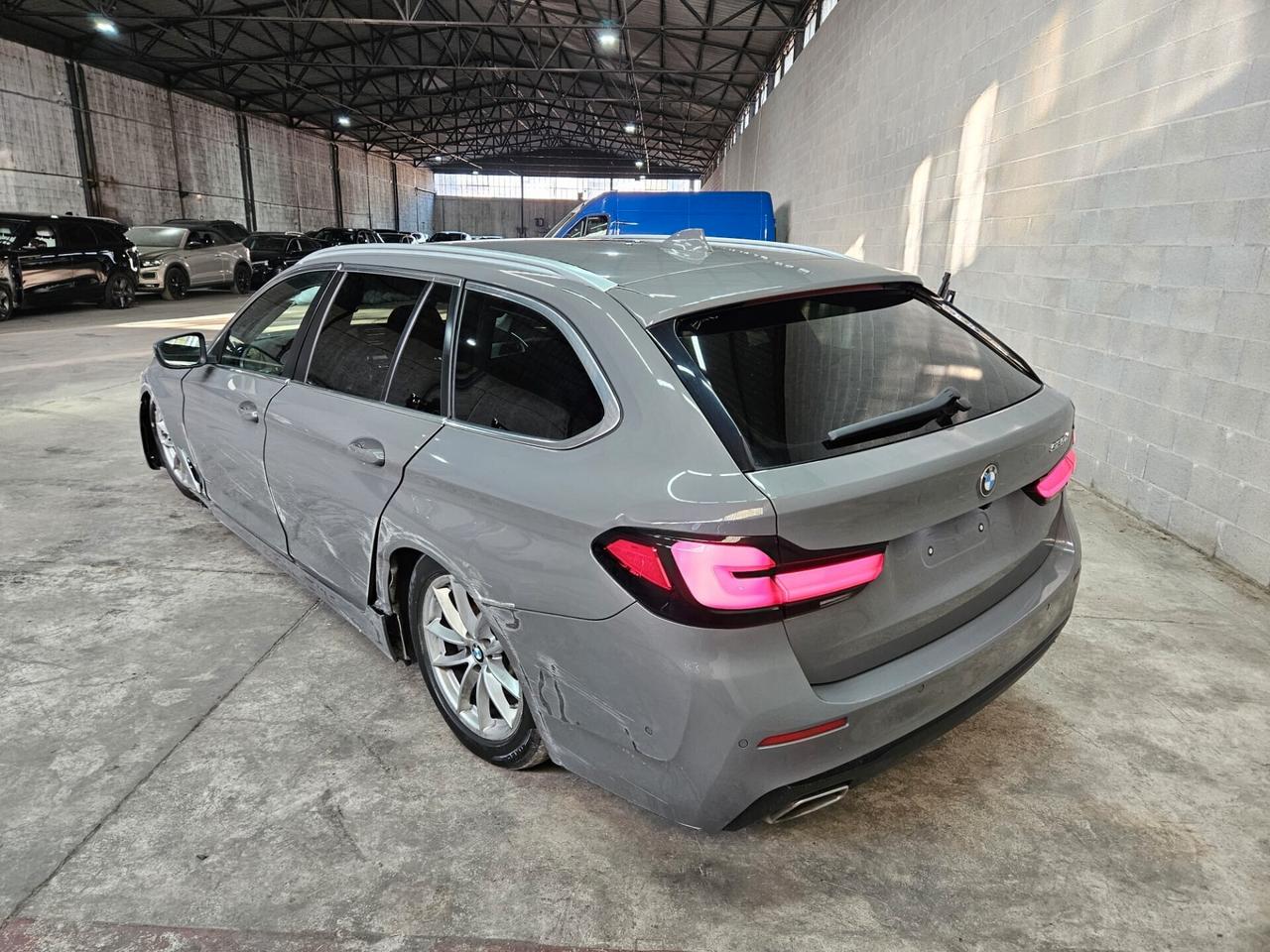 BMW 520 d Touring mhev 48V auto INCIDENTATA