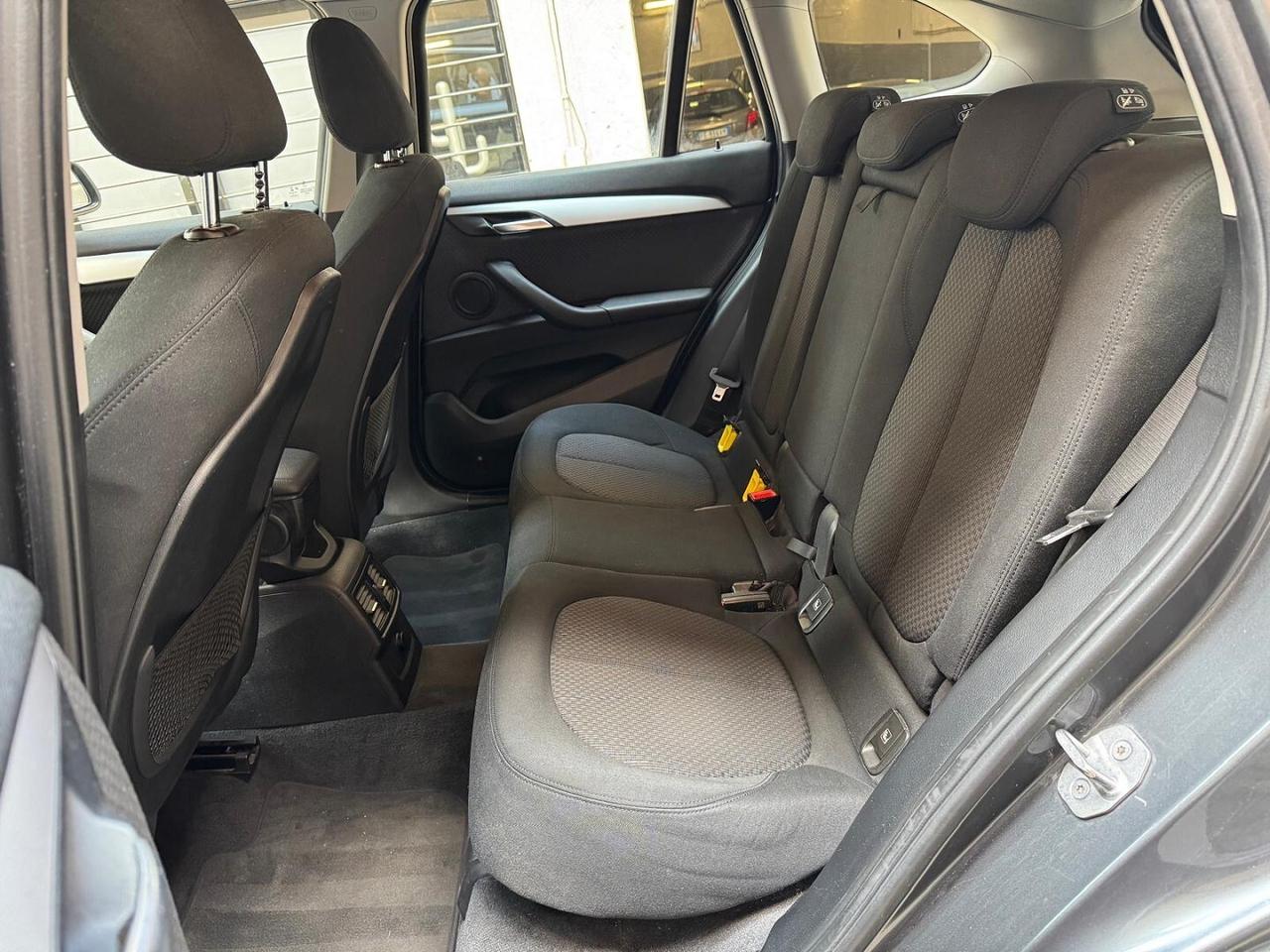 BMW X1 sDRIVE 18d 2.0 automatica