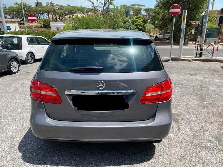 Mercedes-benz B 180 CDI Premium BLACK FRIDAY