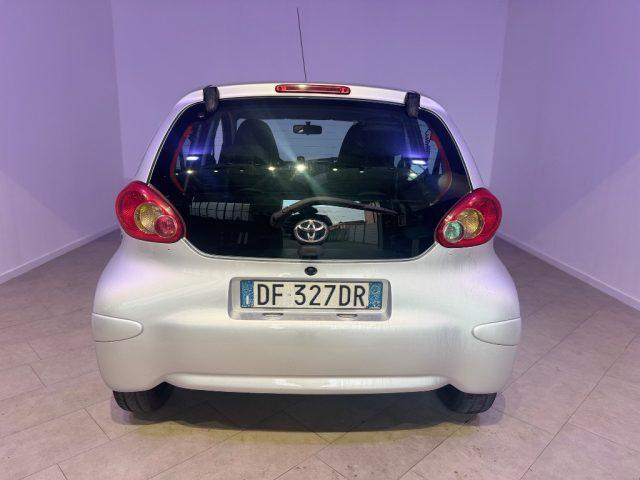 TOYOTA Aygo 1.0 12V VVT-i 5 porte Sol