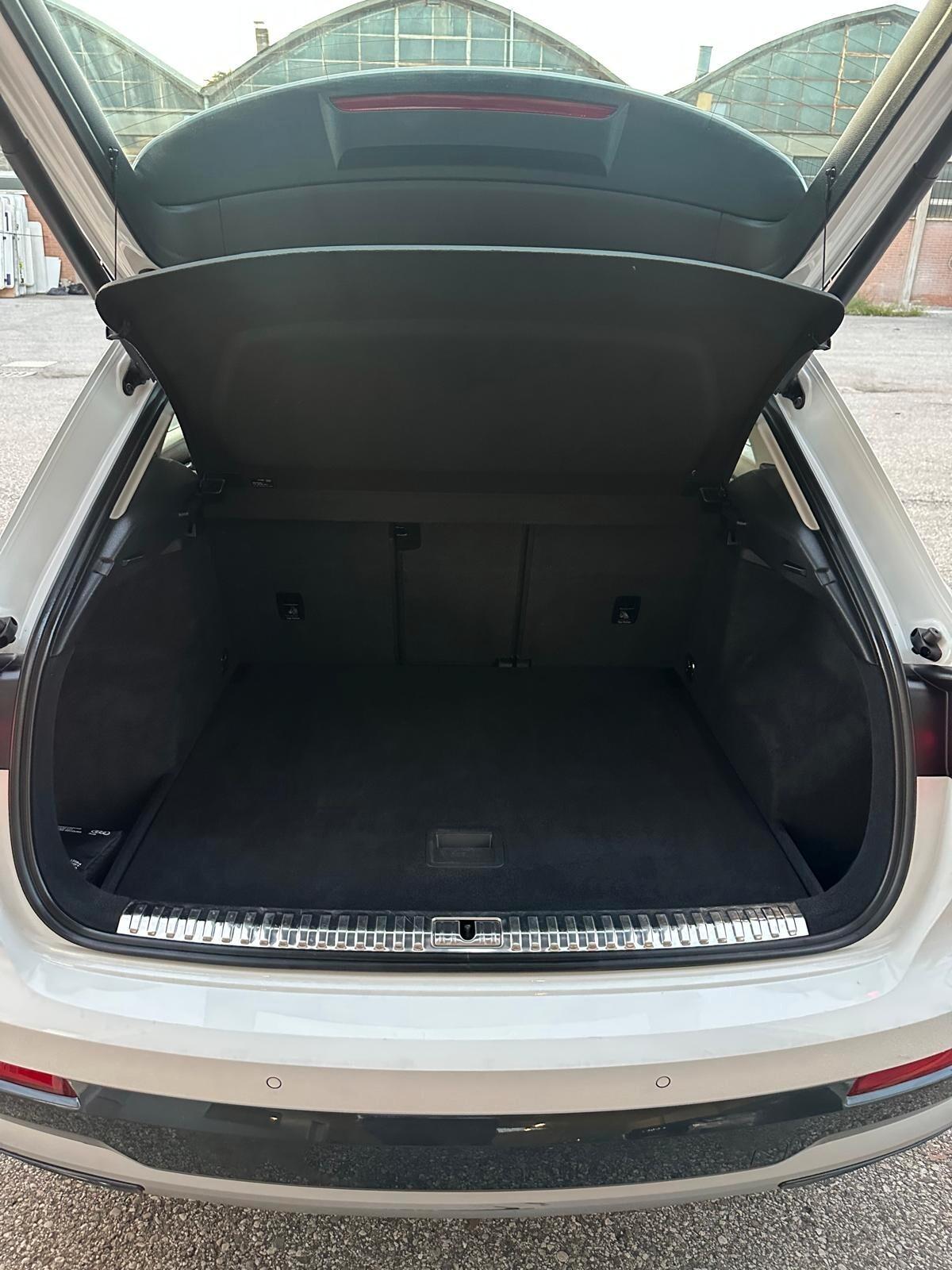 Audi Q3 35 TDI S tronic Advanced FARI MATRIX
