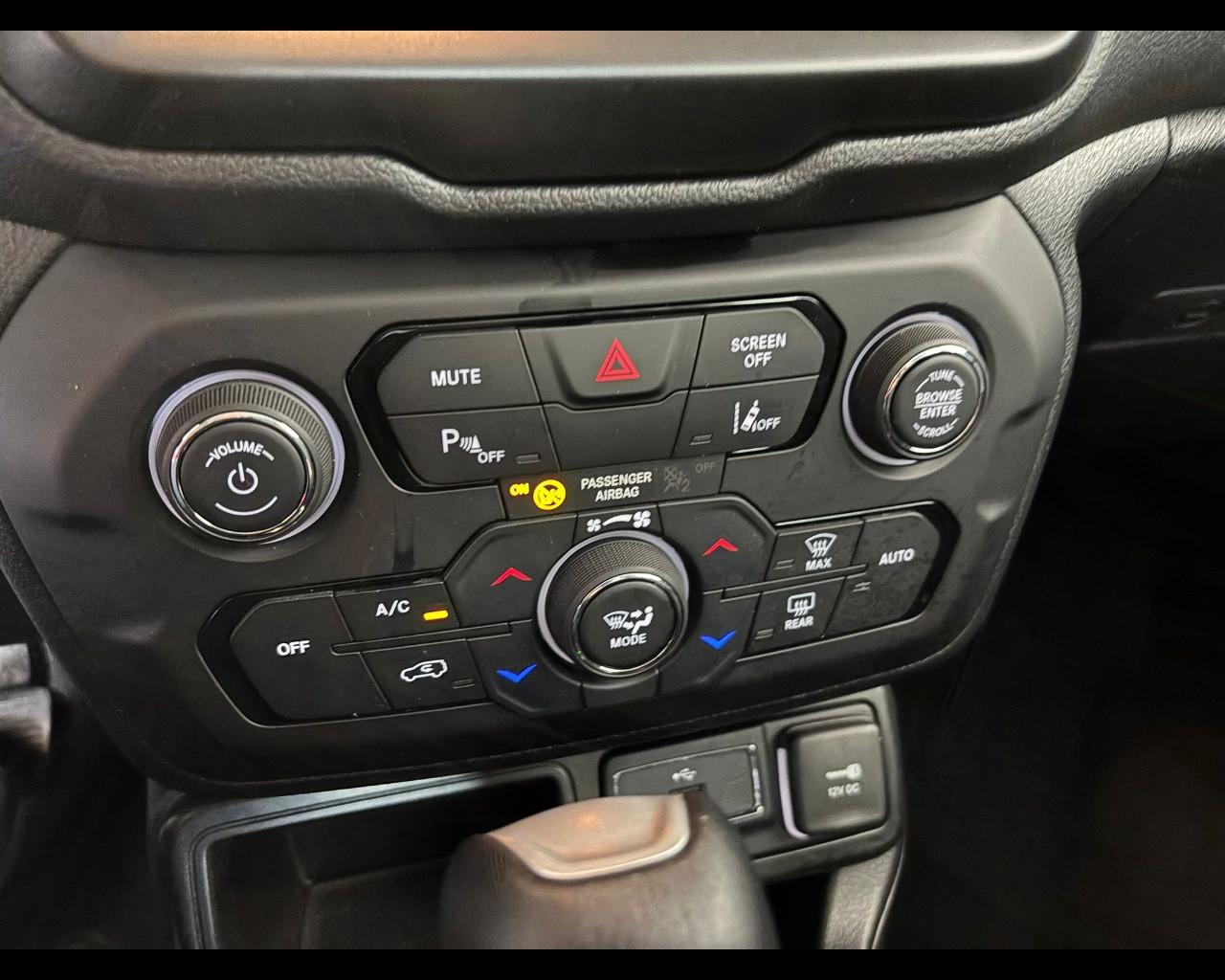 JEEP Renegade 2019 - Renegade 1.5 turbo t4 mhev Limited 2wd 130cv dct
